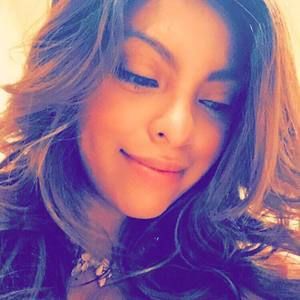 Meet your Posher, Alexis